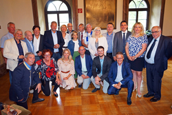 Der Spittaler Stadt- und Gemeinderat mit Vertretern der Delegationen aus Porcia, Pordenone und Löhne
