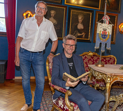 Museum lange Nacht mit Lesung Museumsdirektor Franz Hössl und Komödienspiele-Intendant Florian Eisner