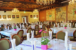 Auch der Ratsaal im Schloss Porcia steht für diverse Veranstaltung zur Verfügung