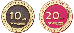 Neben dem traditionellen 10er-City-Taler gibt es nun auch eine 20-Euro-Prägung der Spittaler Währung