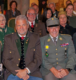 Bürgermeister Gerhard Köfer und Bataillonskommandant Udo Hofer